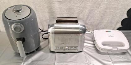 (1) Faberware Small Air Fryer, (1) Magimix Toaster & (1) Rival Waffle Maker