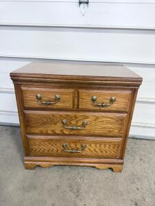 (1) 3 Drawer Wooden Dresser/Side Table - 30&rdquo;x17.5&rdquo;x30.5&rdquo;