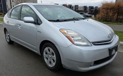 2008 TOYOTA PRIUS - HYBRID!