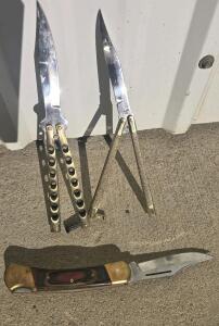 (2) Vintage Butterfly 5'1/4 Knives, (1)TUSKER Rostfrei Hunting Folding Knife Safety Lock .