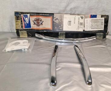 (1) Harley Davidson Chrome Windshield Trim, Part# 58309-95
