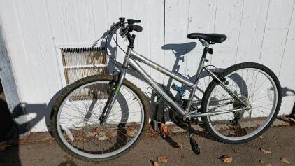 (1) 26" Huffy Granite Bike (Silver And Lime Green)