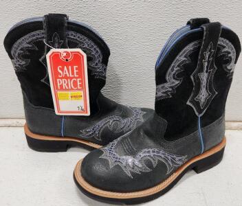 (1) Style Number 10007982 Ariat Boots Size 7.5B