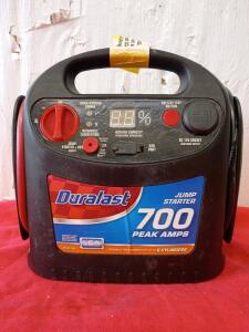 Duralast 700 Peak Amp Jump Starter Comes Without Charging Cord