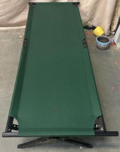 Green Cot H 1&rsquo; 5&rdquo; W 2&rsquo; 1&rdquo; L 6&rsquo; 3.5&rdquo;