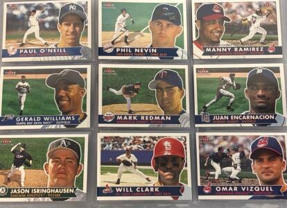 (9) &ldquo;Collecters Favorite&rdquo; 2001 Fleer Tradition Set