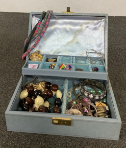 Jewelry Box w/ Assorted Jewelry