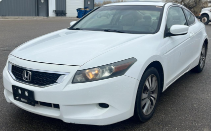 2009 HONDA ACCORD - 124K MILES!