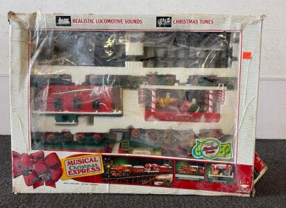 (1) Musical Christmas Express Train With Tracks
