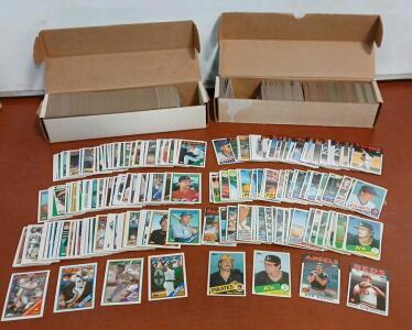 (Approx. 350+) 1988 Topps Baseball Cards Including Mike Davis, Jerry Mumphrey (Approx. 300+) Assorted 1985-1986 Topps Baseball Cards Including Brian Harper
