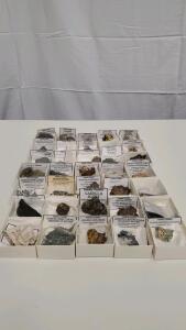35 Piece Rock,Mineral And Fossil Collection