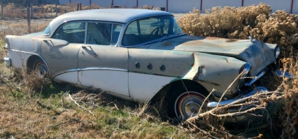 ( OFF SITE! MT.HOME )1955 BUICK IMPERIAL -