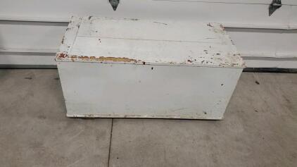 Wooden Hope Chest 42.75"x20 5"x20.5"