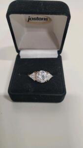 Stearling Silver and Cubic Zirconia Ring