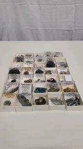 35 Piece Rock,Mineral And Fossil Collection
