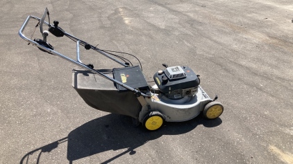 John Deere Lawnmower