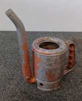 Vintage 1-Quart Oil Can