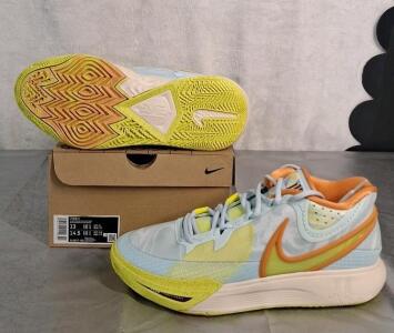 (1) Pair Of Nike Kyrie 8 Shoes - Glacier Blue / Yellow Strike - DJ6017-400 - Men's Size 13<br/>