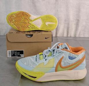 (1) Pair Of Nike Kyrie 8 Shoes - Glacier Blue / Yellow Strike - DJ6017-400 - Men's Size 10.5<br/>