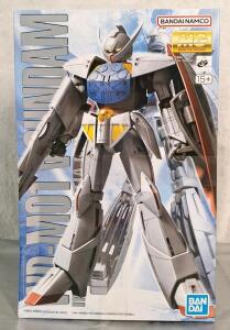(1) Bandai Master Grade (MG) WD-M01 Turn A Gundam 1/100 Scale Model Kit