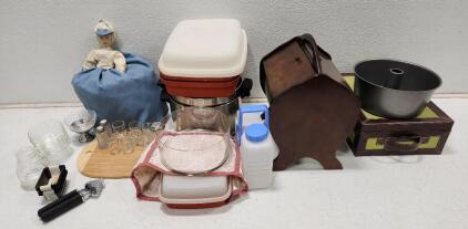 (1) Vintage Wooden Sewing Box (2) Kitchen Collection 3" Nonstick Mini Loaf Pans Set Of 3 (1) Angel Food Cake Pan And More
