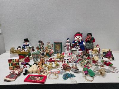 Christmas Ornament and Decor Lot!