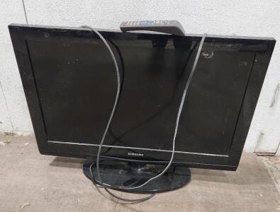 (1) Samsung 32-inch LCD LN32C350 Television W/ Remote And Power Cord