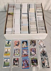 (1) Box Of Assorted Sports Trading Cards