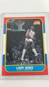 1986 Fleer Preimier Larry Nance Basketball Card