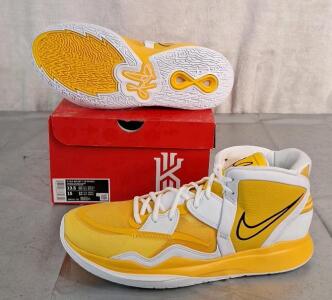 (1) Pair Of Nike Kyrie Infinity TB Promo Shoes - University Gold / White - DX6653-701 - Men's Size 13.5<br/>