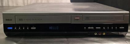 (1) RCA VCR / CD /DVD Combo