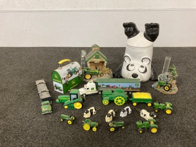 John Deere Toys & Decor