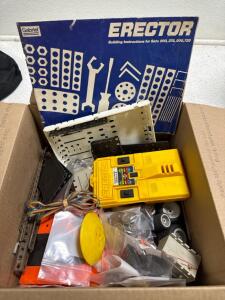 (1) Vintage Erector Construction Systems Set With Instructions