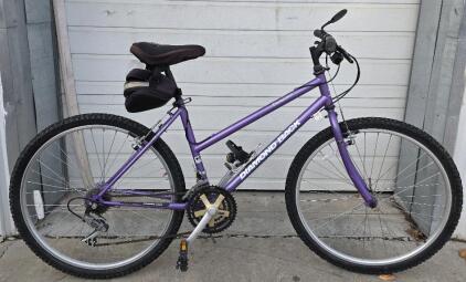 (1) Diamondback 26" Traverse Bike, purple