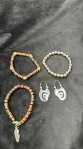 Pair Of Silver Toned Earrings & 3 Beaded Bracelets