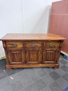 (1) Traditional Style Solid Wood Buffet or Sideboard- 52&rdquo;x19.5&rdquo;x31&rdquo;