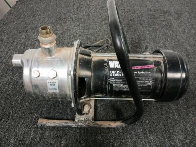 Wayne 1 Horse Power Portable Lawn Sprinkler & Utility Pump 120 Volt