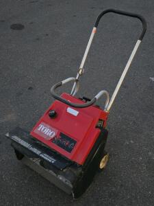 Toro S-200 20" 2-Stroke 2.5HP Gas Powered Snow Thrower