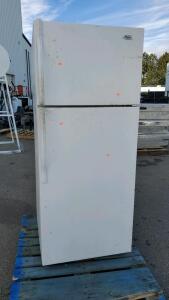 Whirlpool Refrigerator 29.5"x28"x68 5/8"