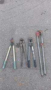 (2) Bolt Cutters (1) Bush Trimmer (2) Heavy Duty Pipe Clamps
