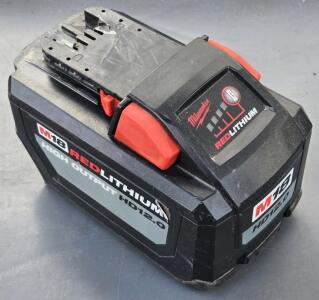 (1) Milwaukee M18 RedLithium High Output HD12.0 Battery