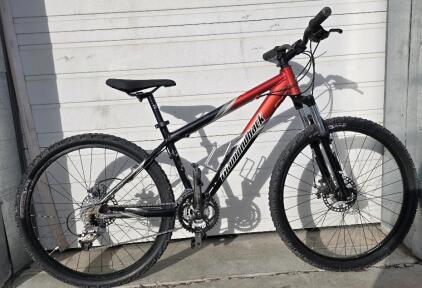 Diamondback 26" 21-speed Bike, black and red