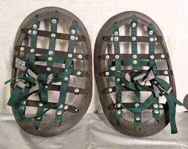 (1) Pair Of Montana Snowshoe Co. - Modified Bear Paw Snowshoes
