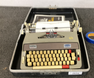 Brother Proline 719 typewriter