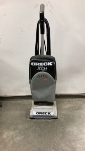 Oreck XL21 Vacuum