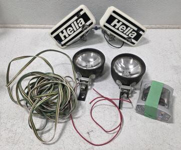 (1 pair) Vintage Hella 181 Automotive Fog Lights, 12V 55W, Clear Lens, White Housing (1 pair) Do-Ray Lamp model 505 Vintage Fog Lights.