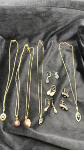 Costume Jewelry (5) Gold Toned Necklaces W/Stone Pendants (4) Earrings