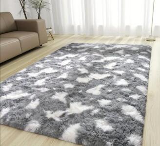 Fluffy Grey & White Area Rug (6&rsquo;x9&rsquo;)