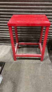 Metal workbench