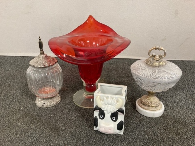 Powder Dish, Red Leaf Vase, Cow Pottery Plant Holder And Lead Crystal Glass